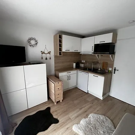 1850 Apartment